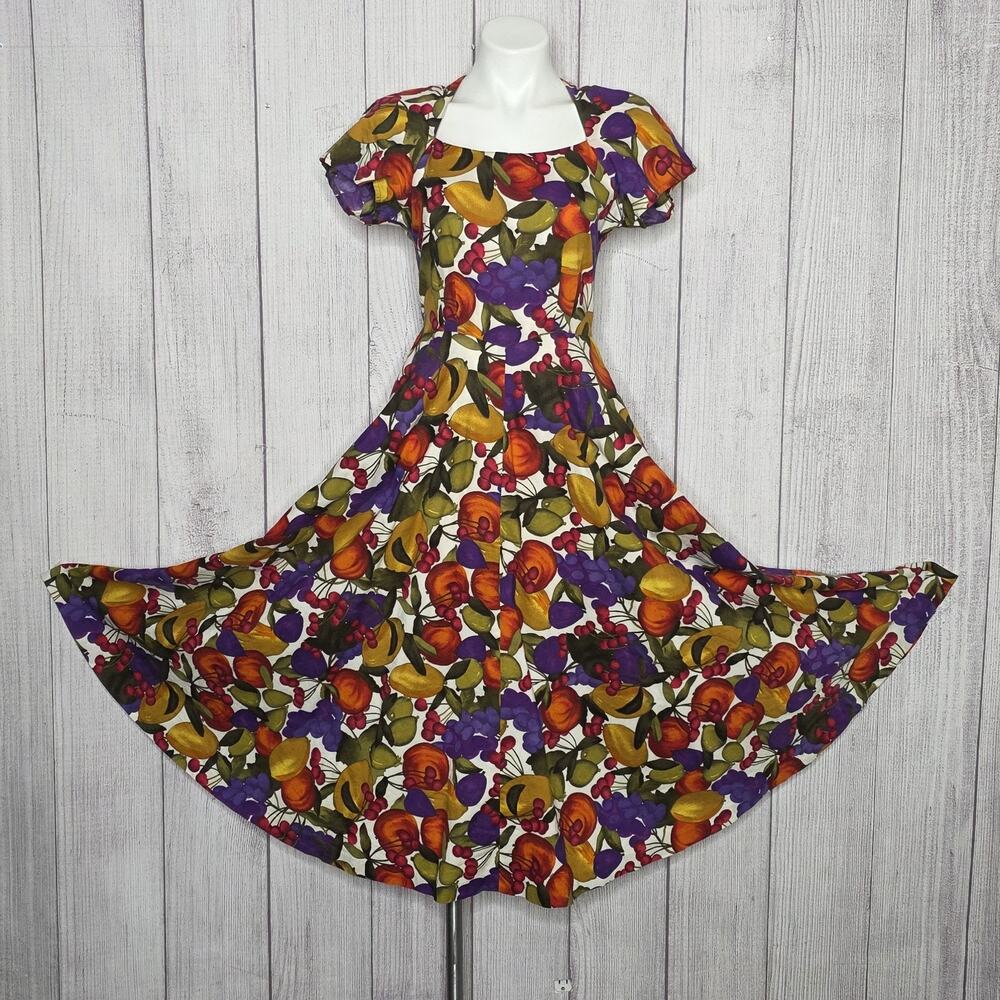 Vintage 80s 90s Fruit Dress Size 6 Fit Flare Novelty Print Button Back W Pockets